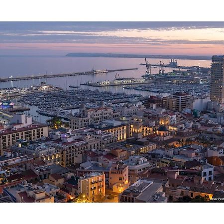 Your Nice Home In Alicante In The Historic Center! لقنت المظهر الخارجي الصورة